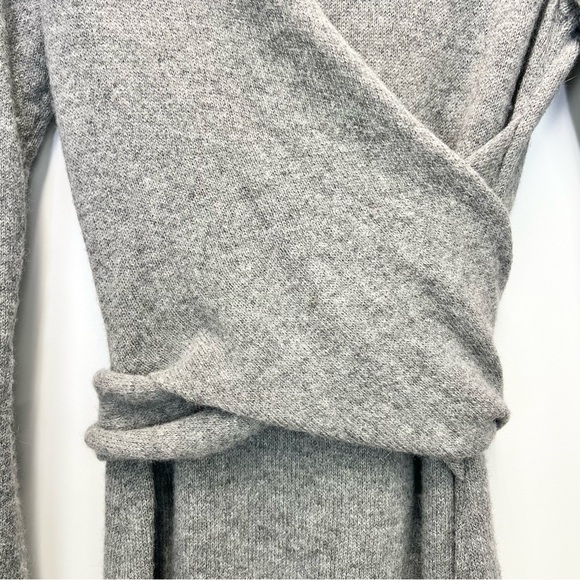 Peruvian Connection Royal Allaca Faux Wrap Dress Size Small Gray Long Sleeves - Picture 6 of 9